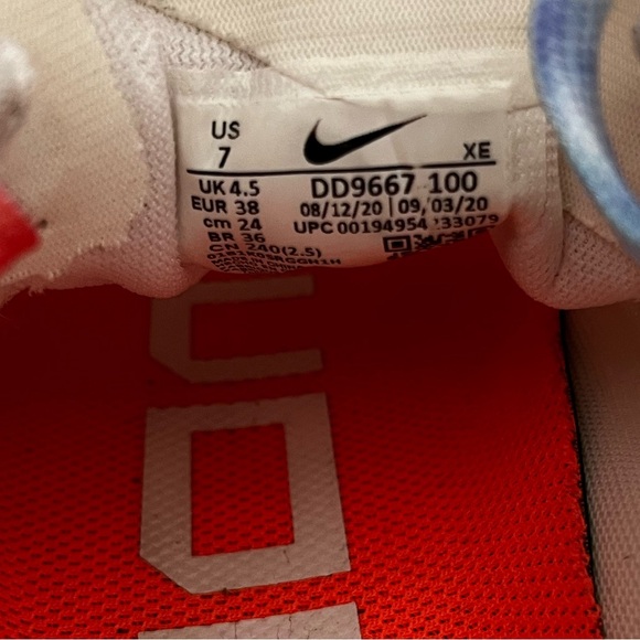 Nike Women’s Air Zoom Tye Dye Pegasus 37 Running Sneakers sz 7 - Picture 12 of 16